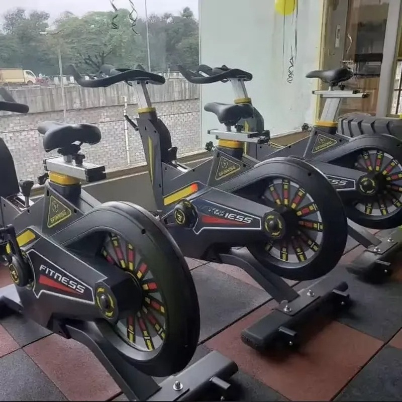 業務用スピニングバイク 室内サイクリングエクササイズバイク  - Home Gym Exercise のレビューと価格