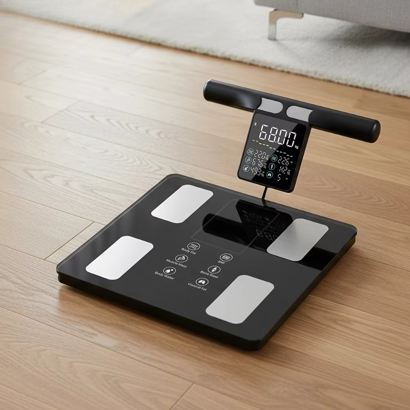 新型8電極インテリジェント体脂肪計、50種類の身体指標を測定 - Home Gym Body Solid のレビューと価格